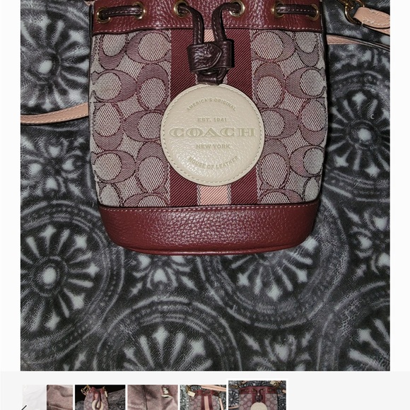 Mini Coach Bag only used a few times in excellent condition - Picture 1 of 3